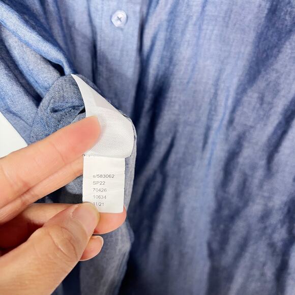 Ann Taylor Medium Blue Lightweight Chambray Puff Long Sleeve Button Down Blouse - Picture 10 of 10
